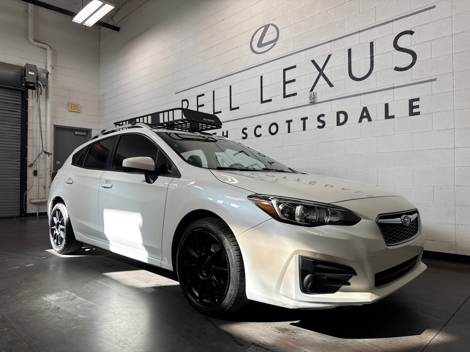 2017 Subaru Impreza 2.0i Premium 1