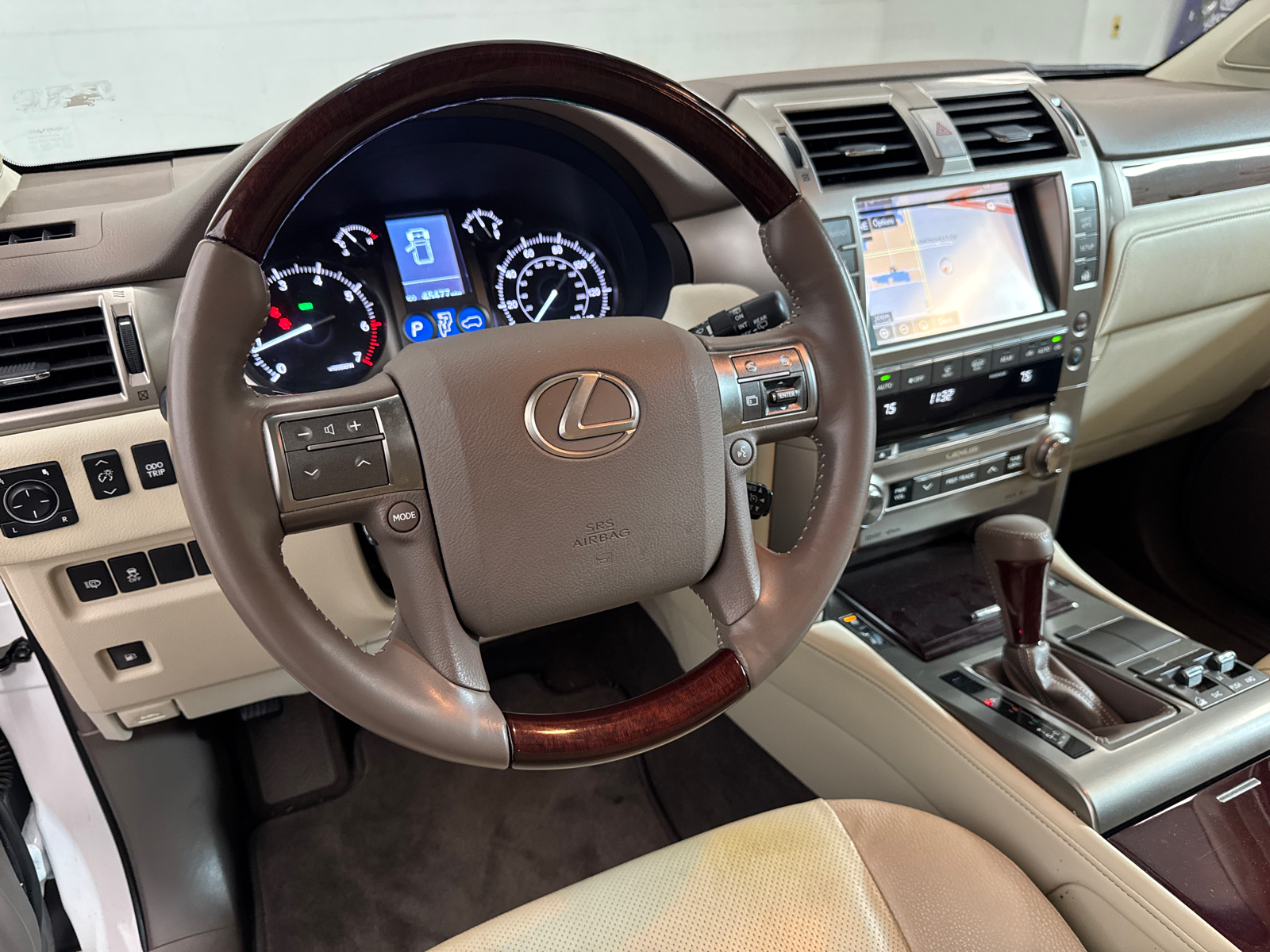 2014 Lexus GX 460 16