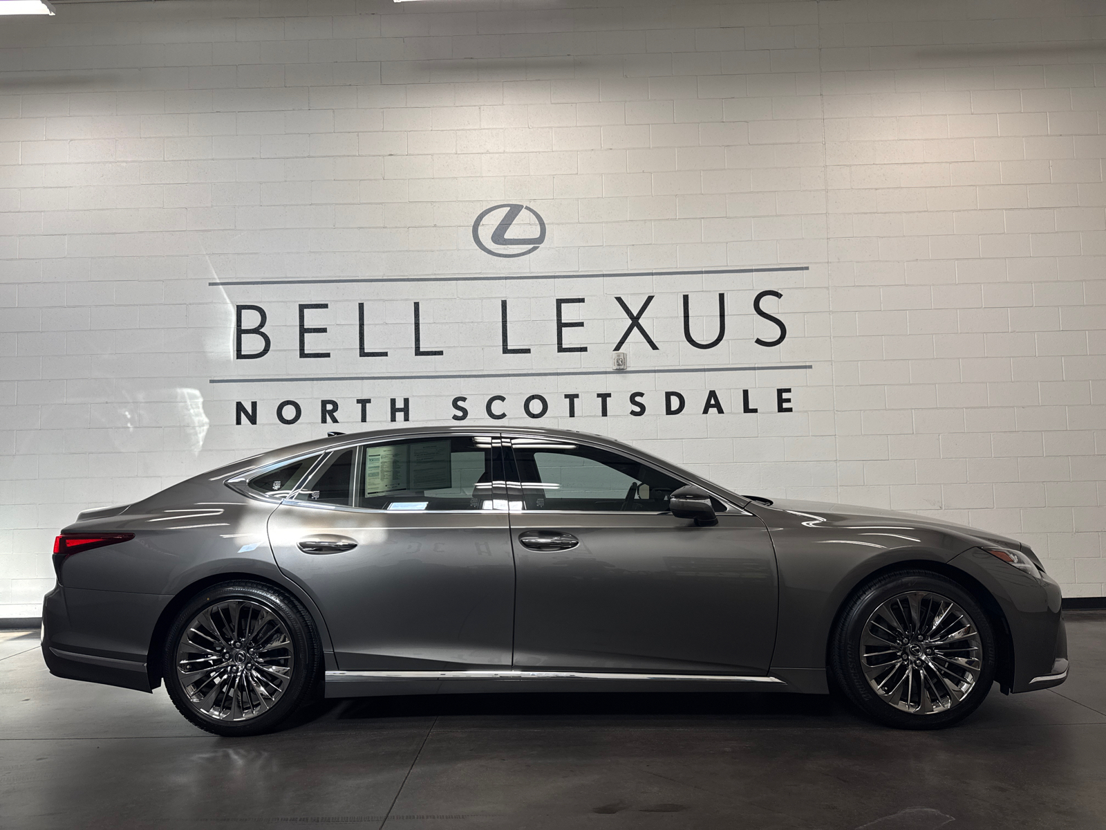 2022 Lexus LS 500 Base 4