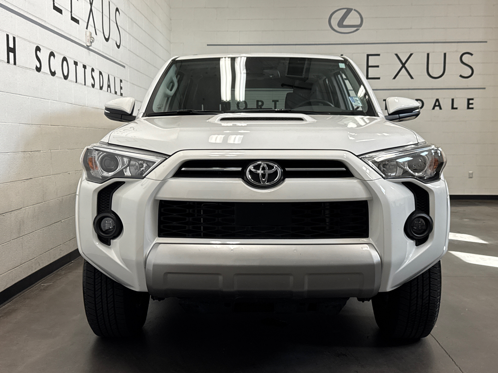 2024 Toyota 4Runner TRD Off-Road Premium 2