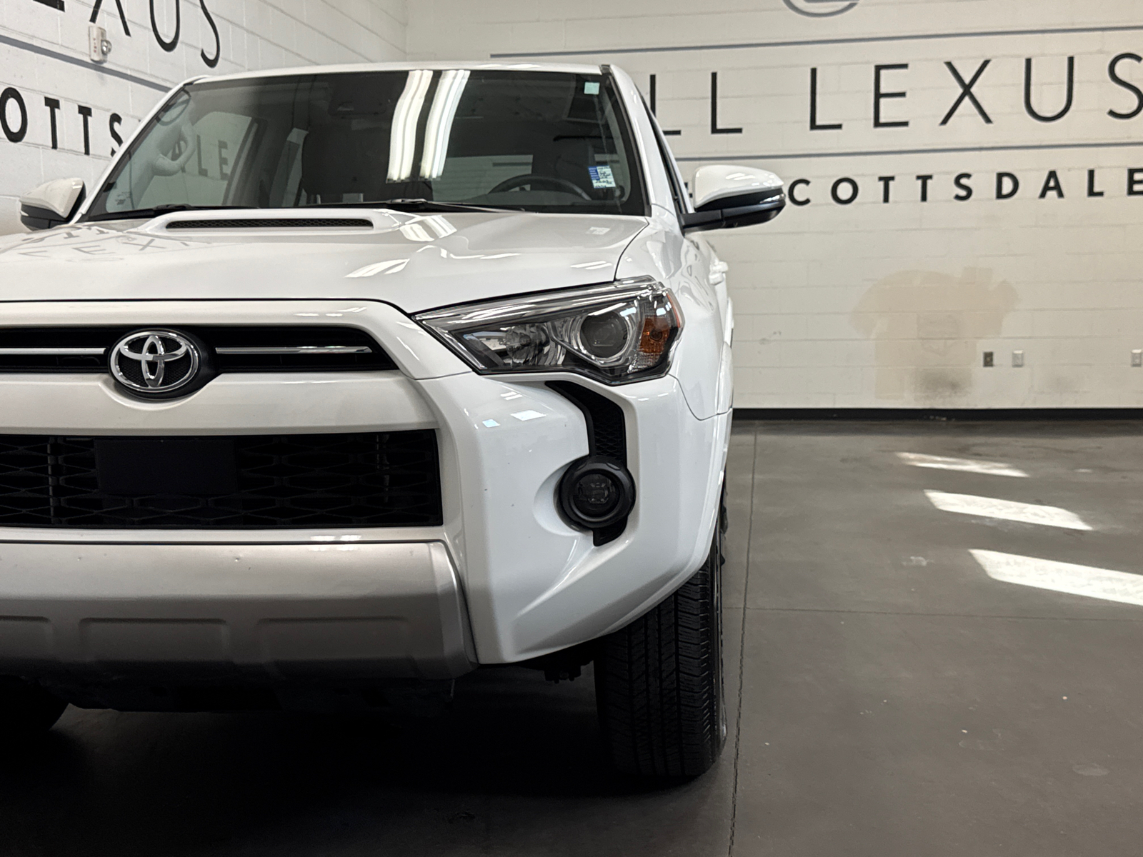 2024 Toyota 4Runner TRD Off-Road Premium 3