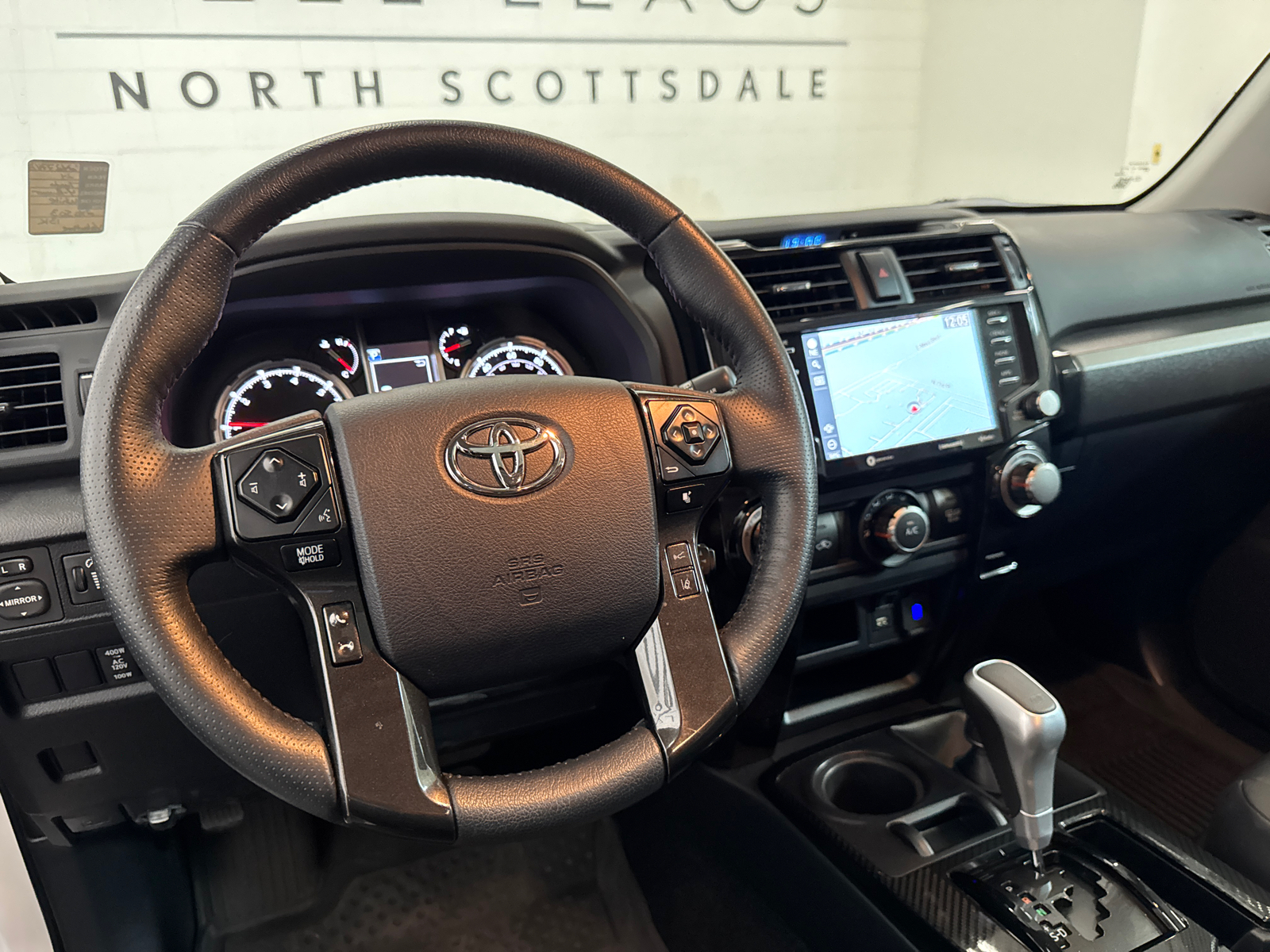 2024 Toyota 4Runner TRD Off-Road Premium 16