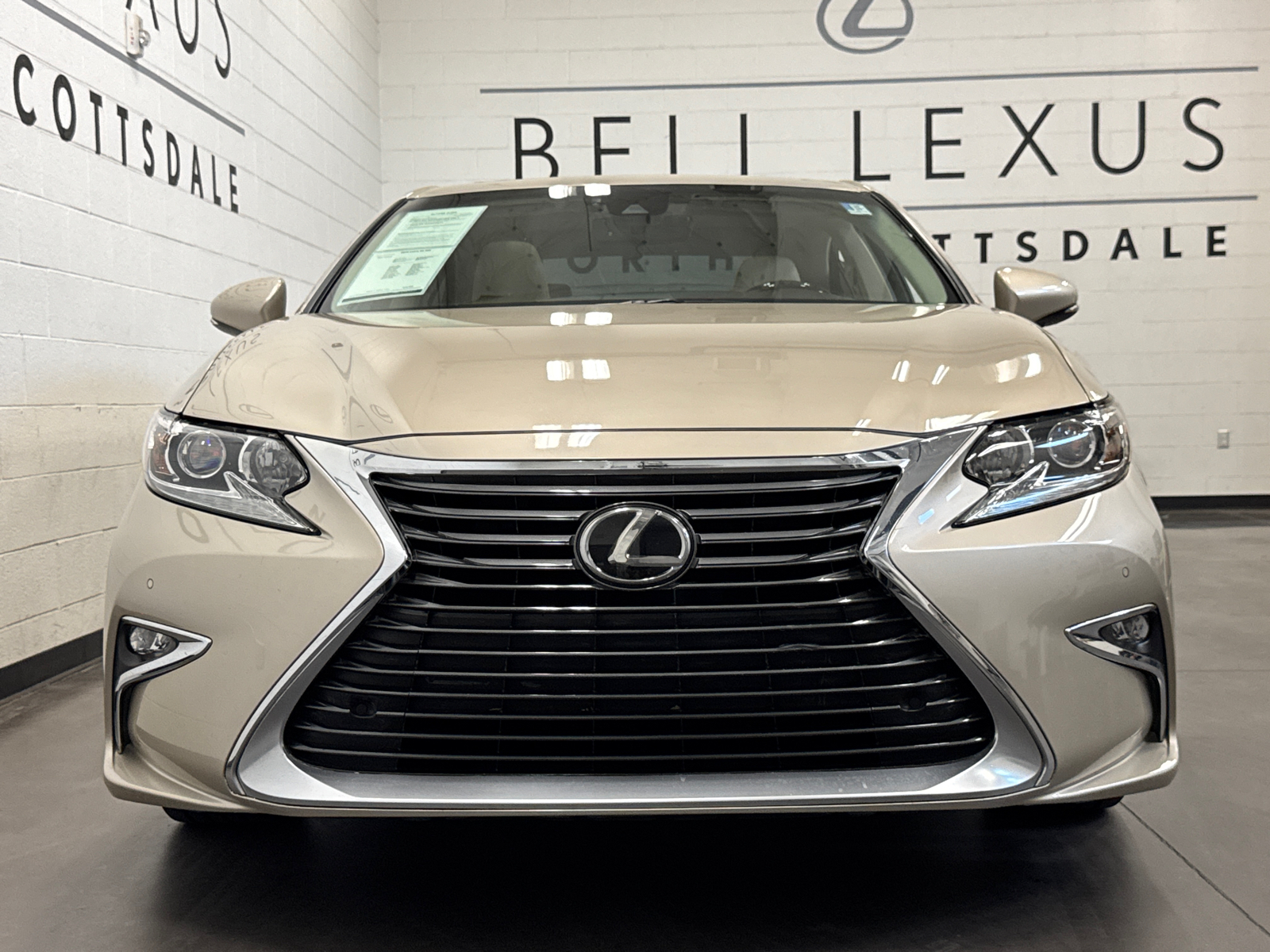 2016 Lexus ES 350 2