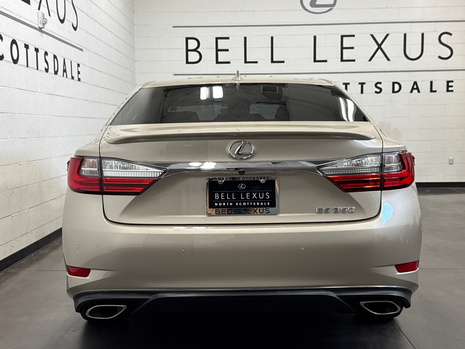 2016 Lexus ES 350 25