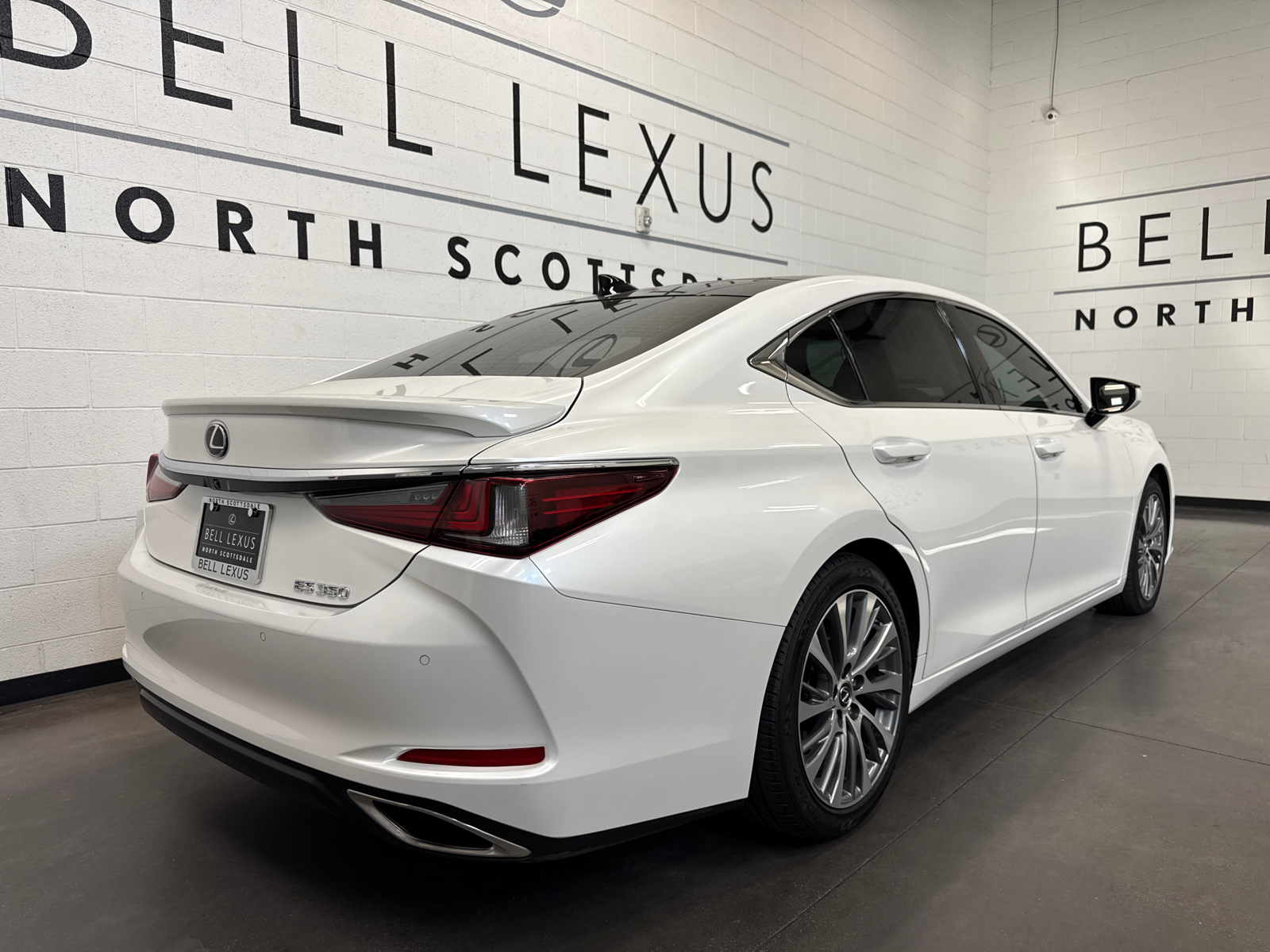 2021 Lexus ES 350 3