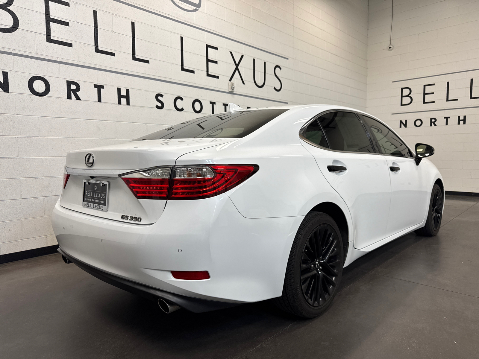 2015 Lexus ES 350 Crafted Line 3