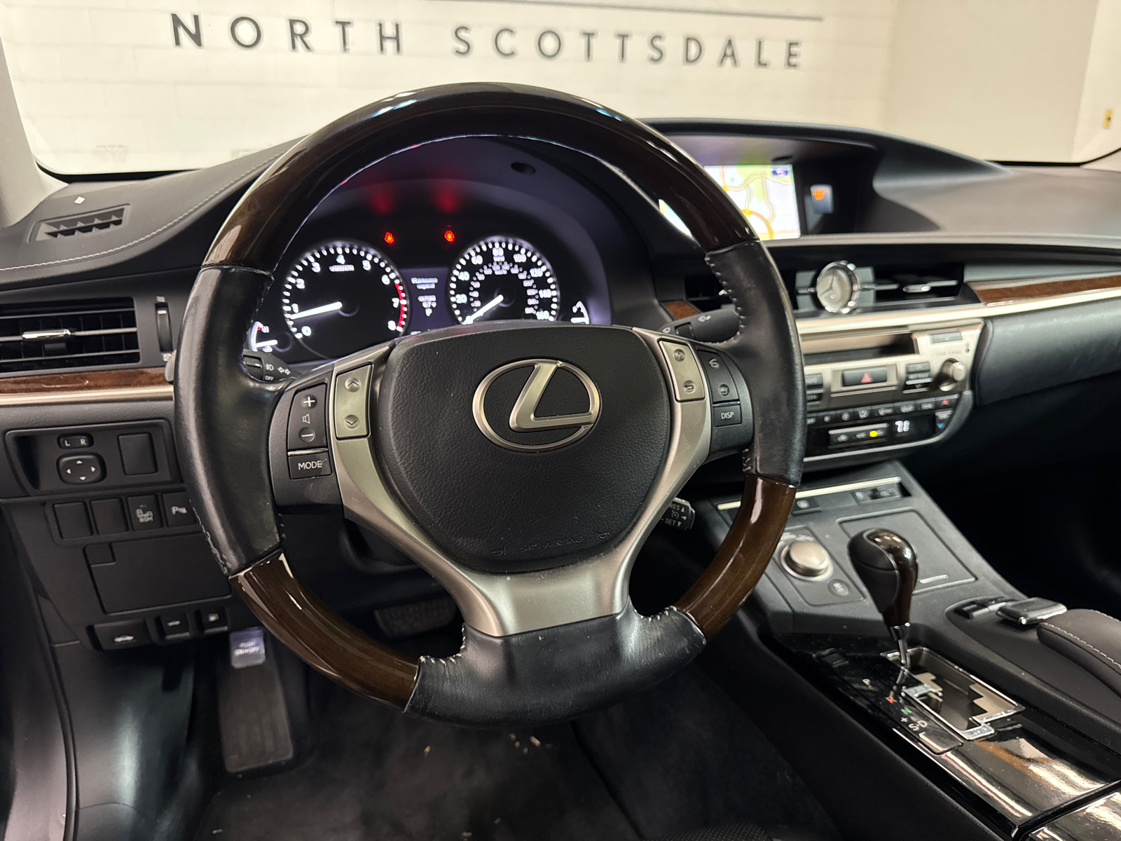 2015 Lexus ES 350 16