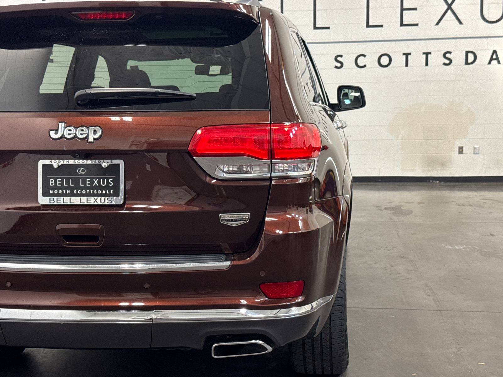 2014 Jeep Grand Cherokee Summit 25