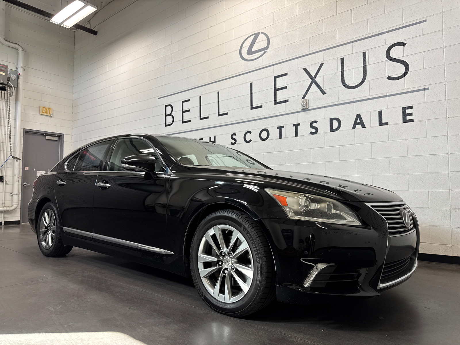 2014 Lexus LS 460 1