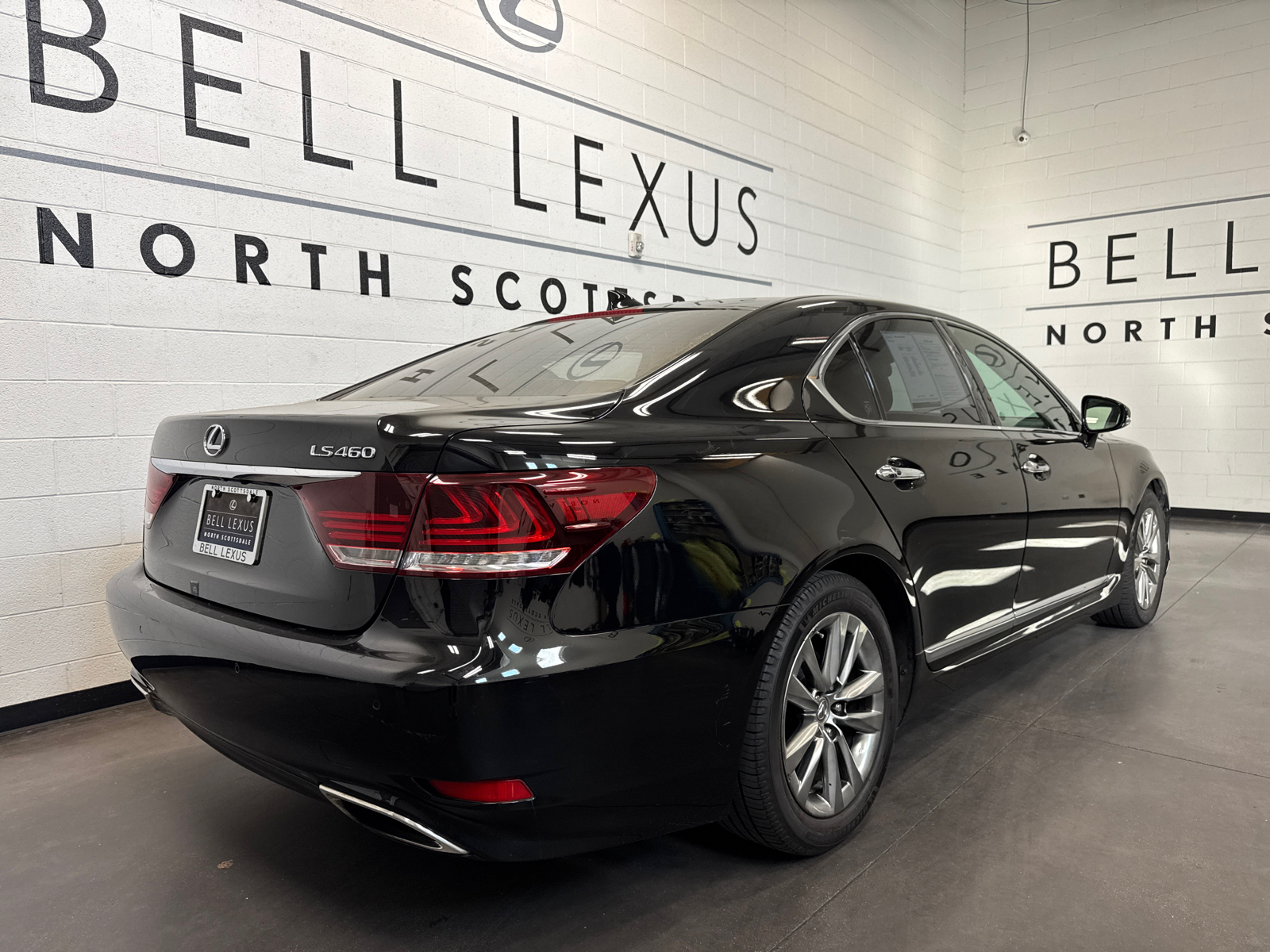 2014 Lexus LS 460 23