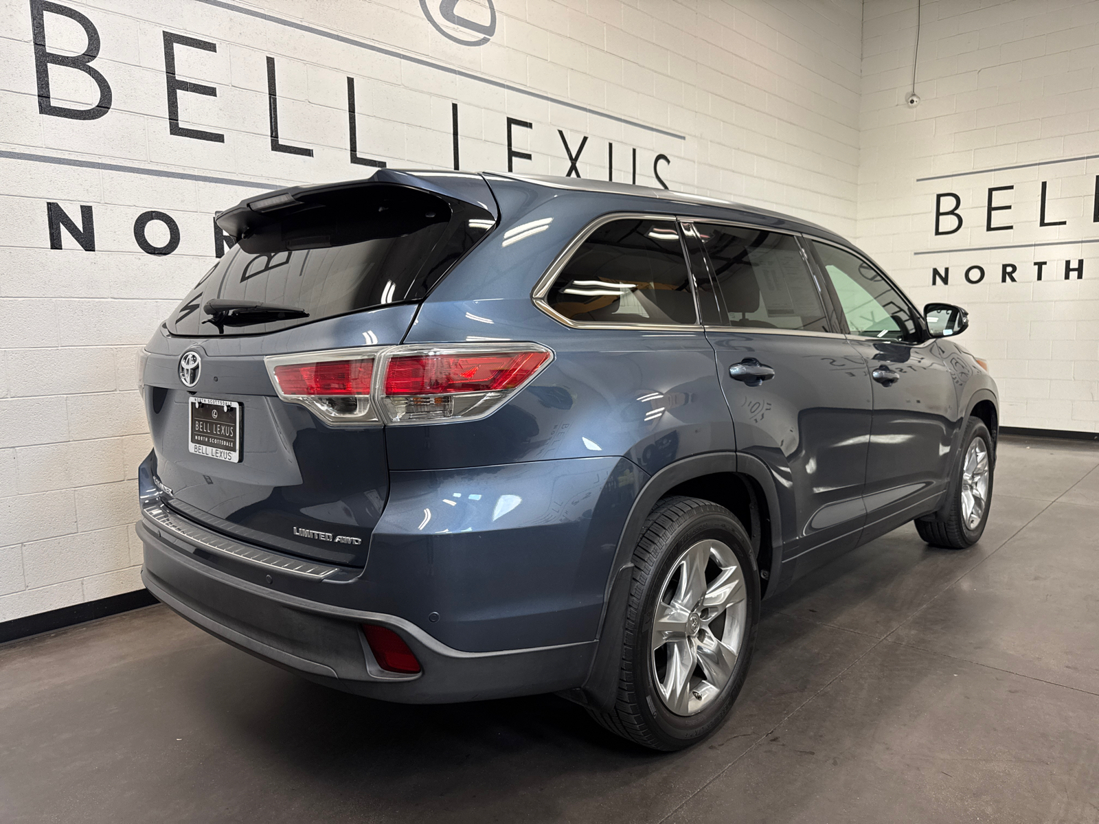 2014 Toyota Highlander Limited 3