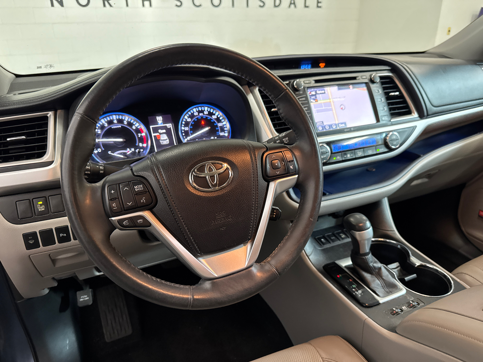 2014 Toyota Highlander Limited 21