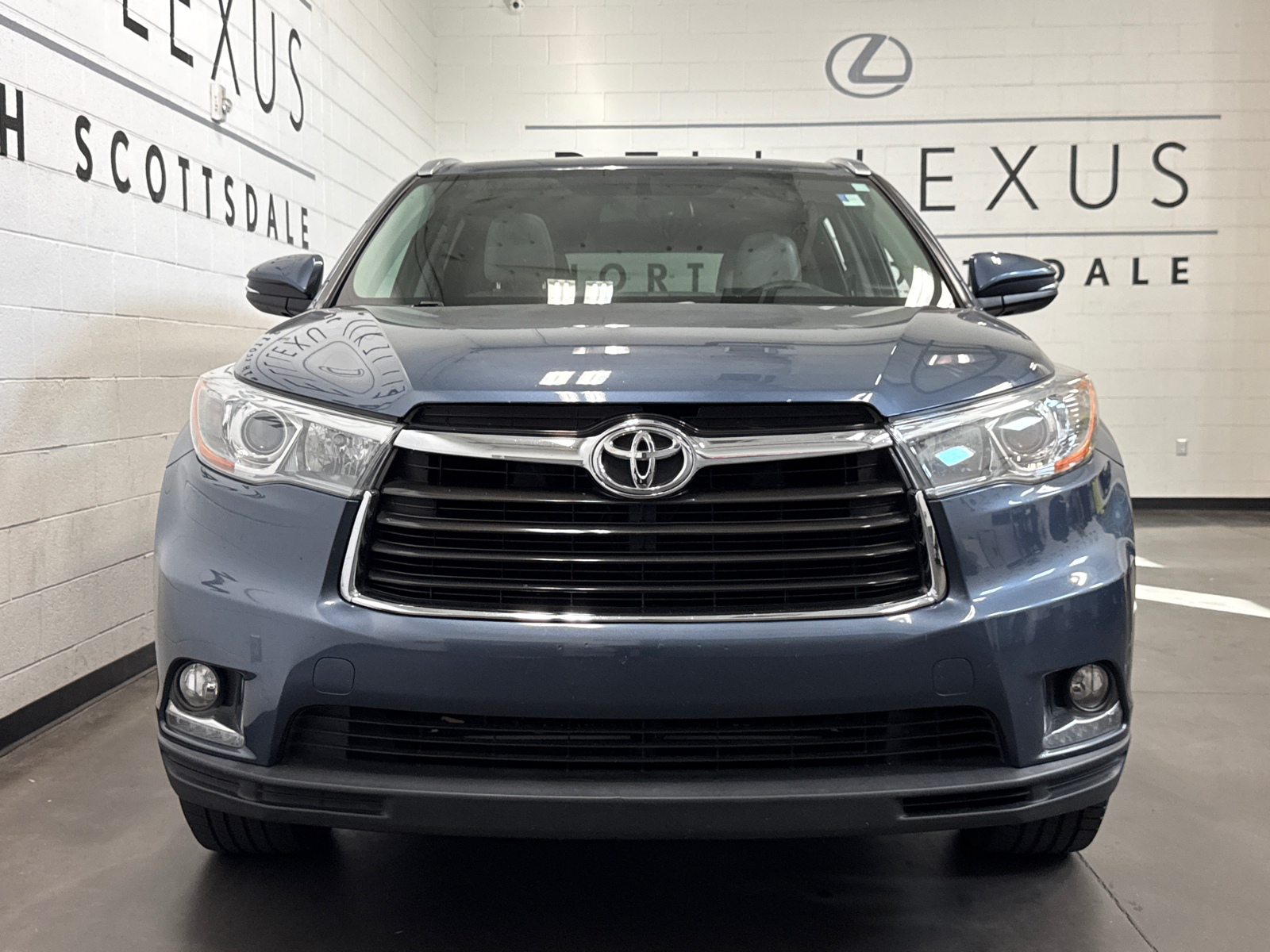 2014 Toyota Highlander Limited 26