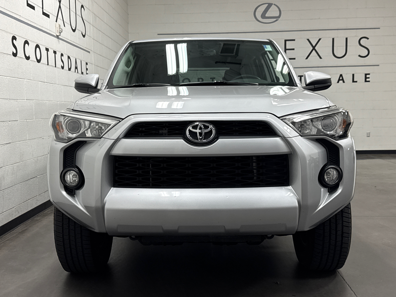 2017 Toyota 4Runner SR5 24