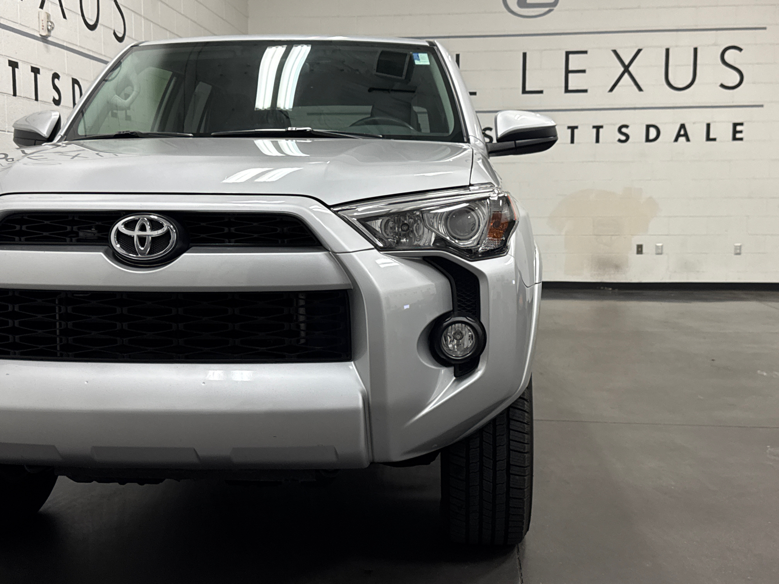 2017 Toyota 4Runner SR5 25