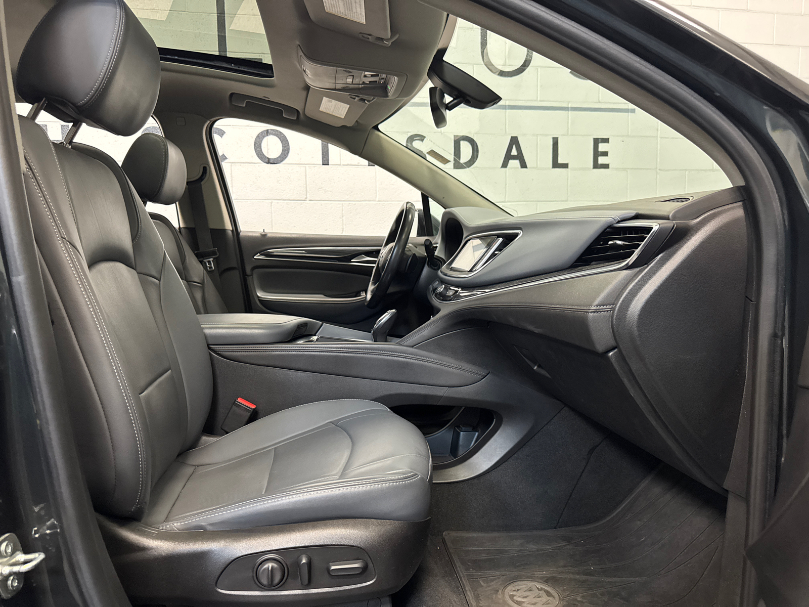 2019 Buick Enclave Essence 20