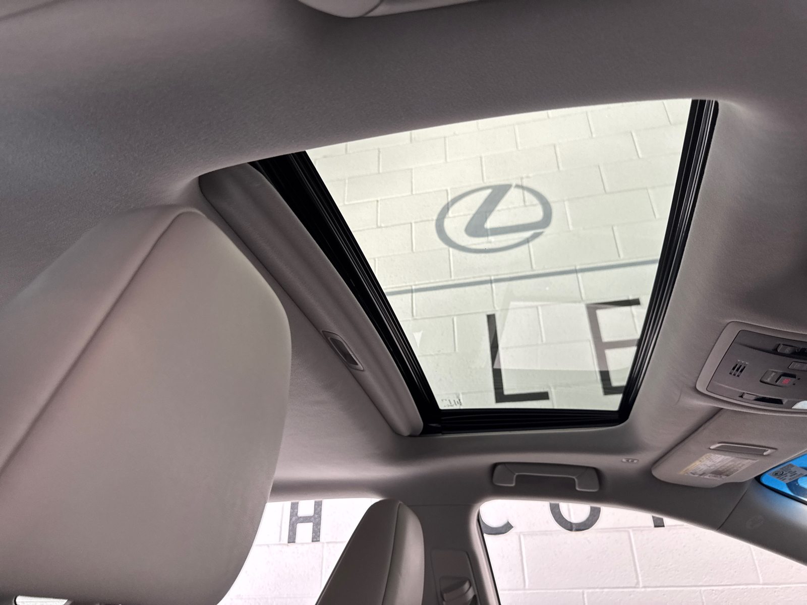 2016 Lexus RX 450h 22