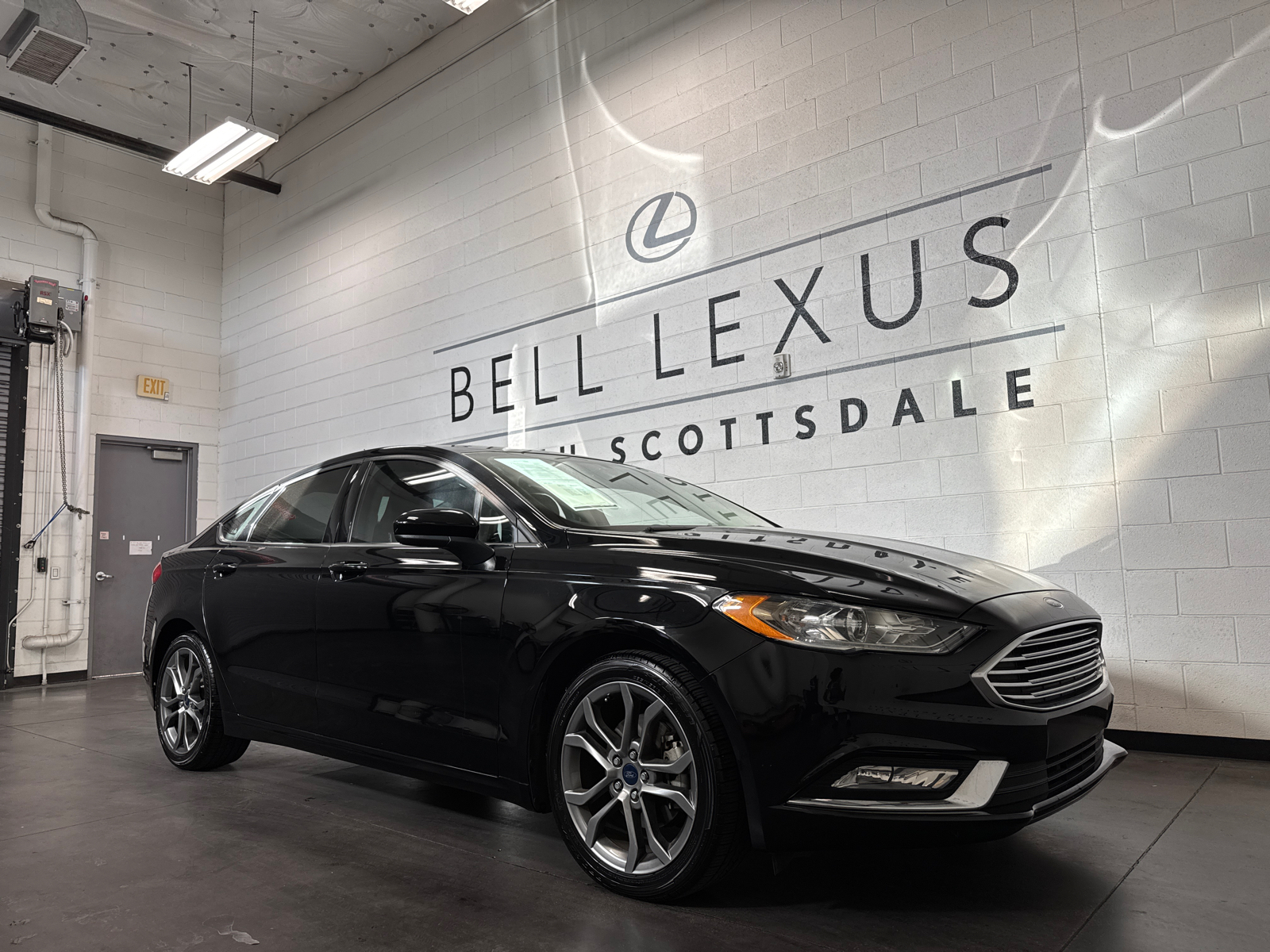 2017 Ford Fusion SE 1