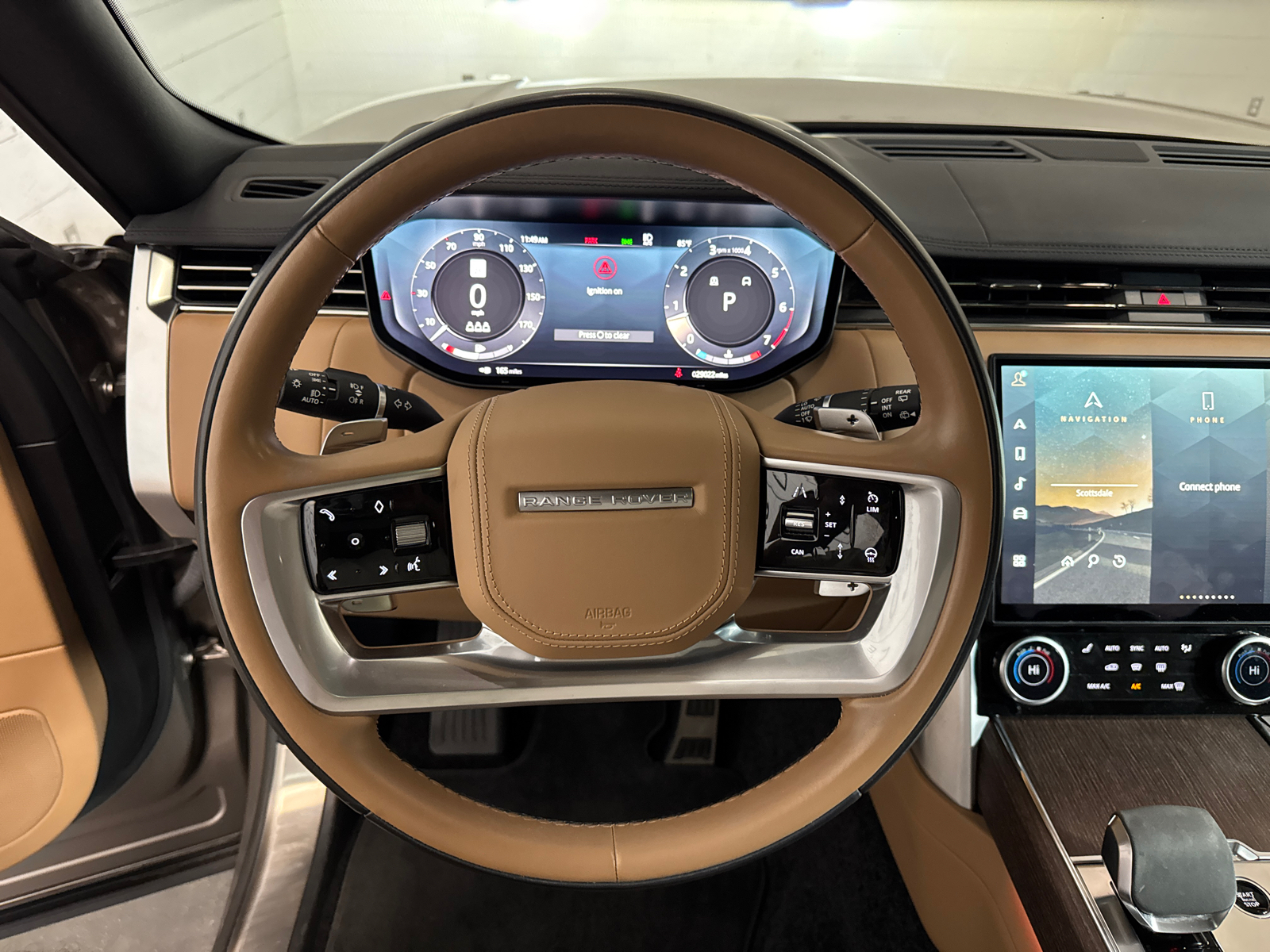 2023 Land Rover Range Rover SE 9