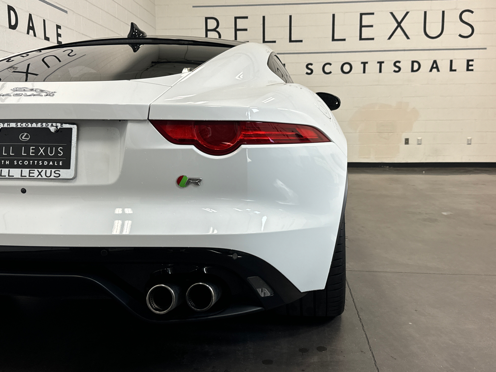 2015 Jaguar F-TYPE R 21