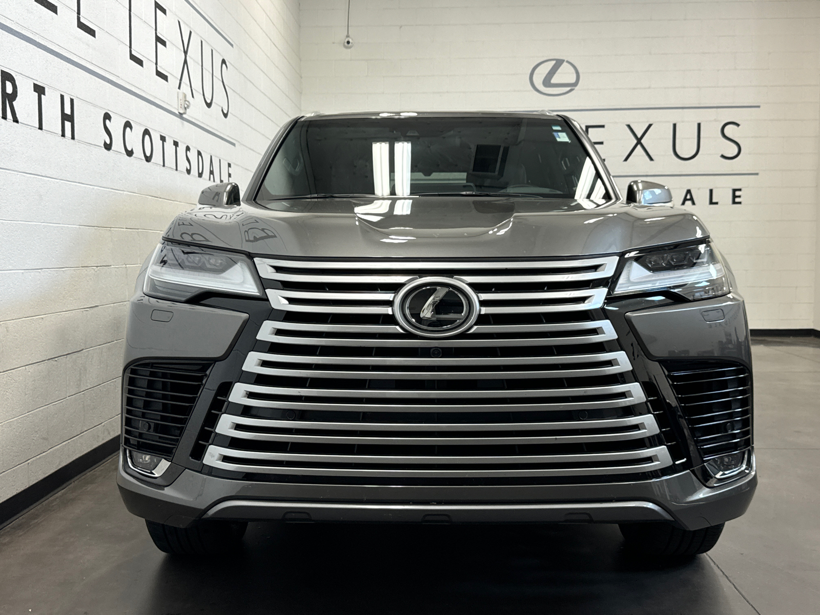 2022 Lexus LX 600 Ultra Luxury 2