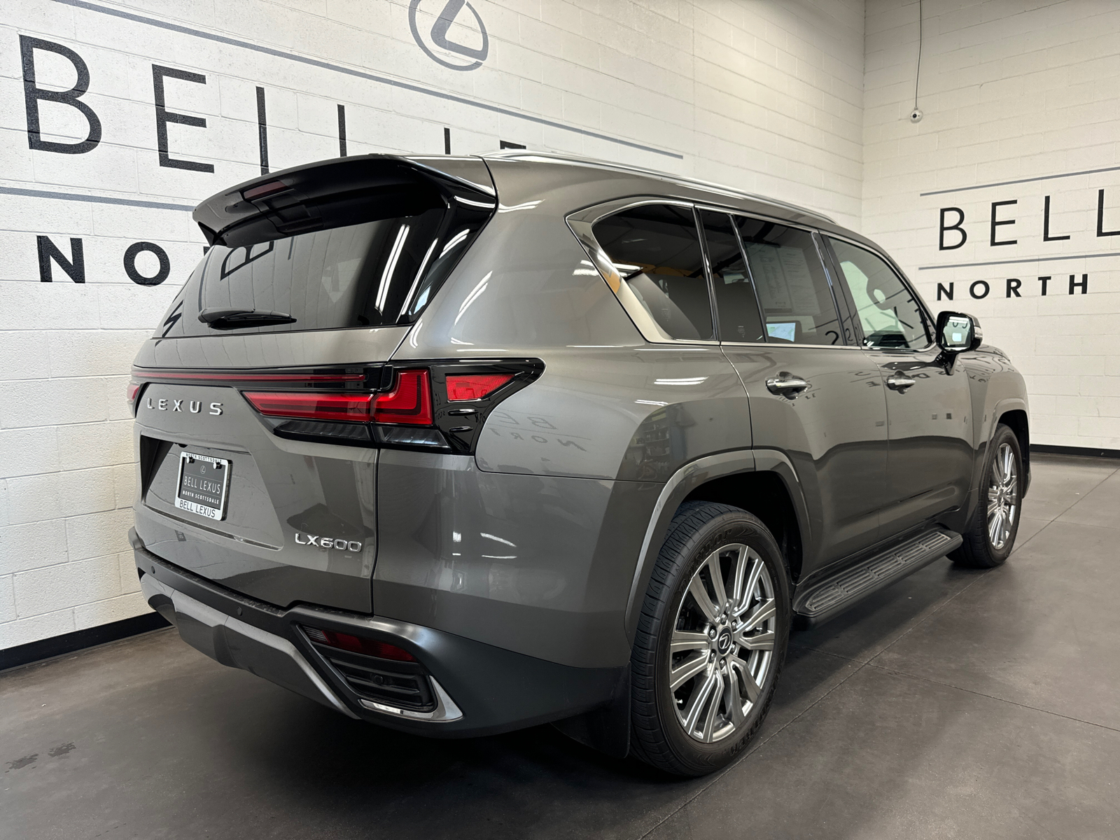 2022 Lexus LX 600 Ultra Luxury 27