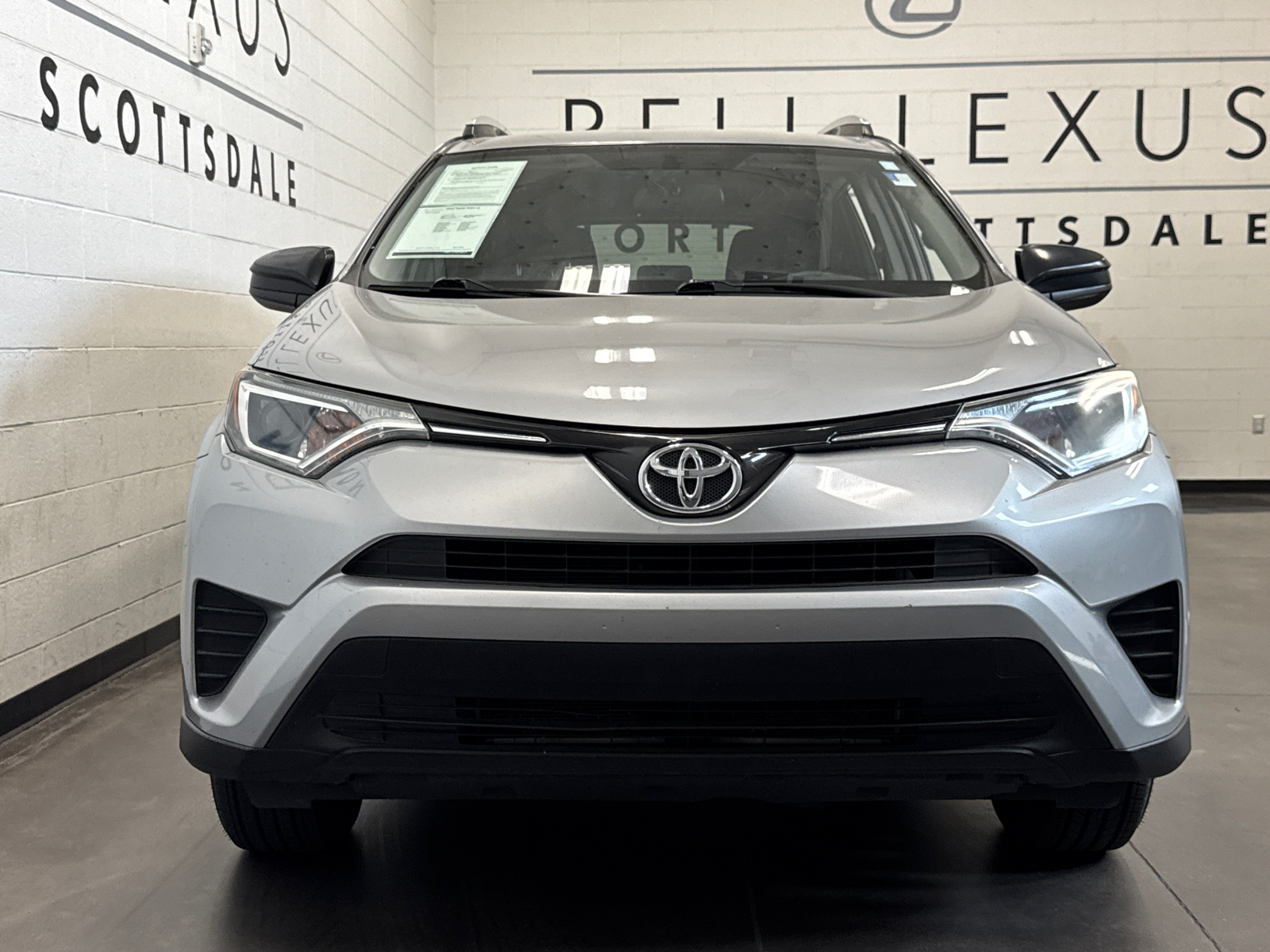 2016 Toyota RAV4 LE 2