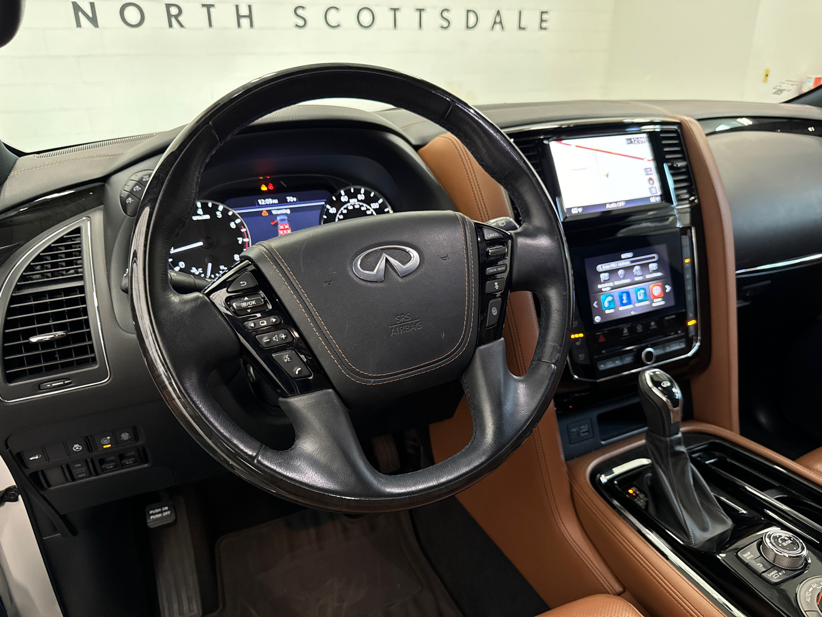 2021 INFINITI QX80 Sensory 16