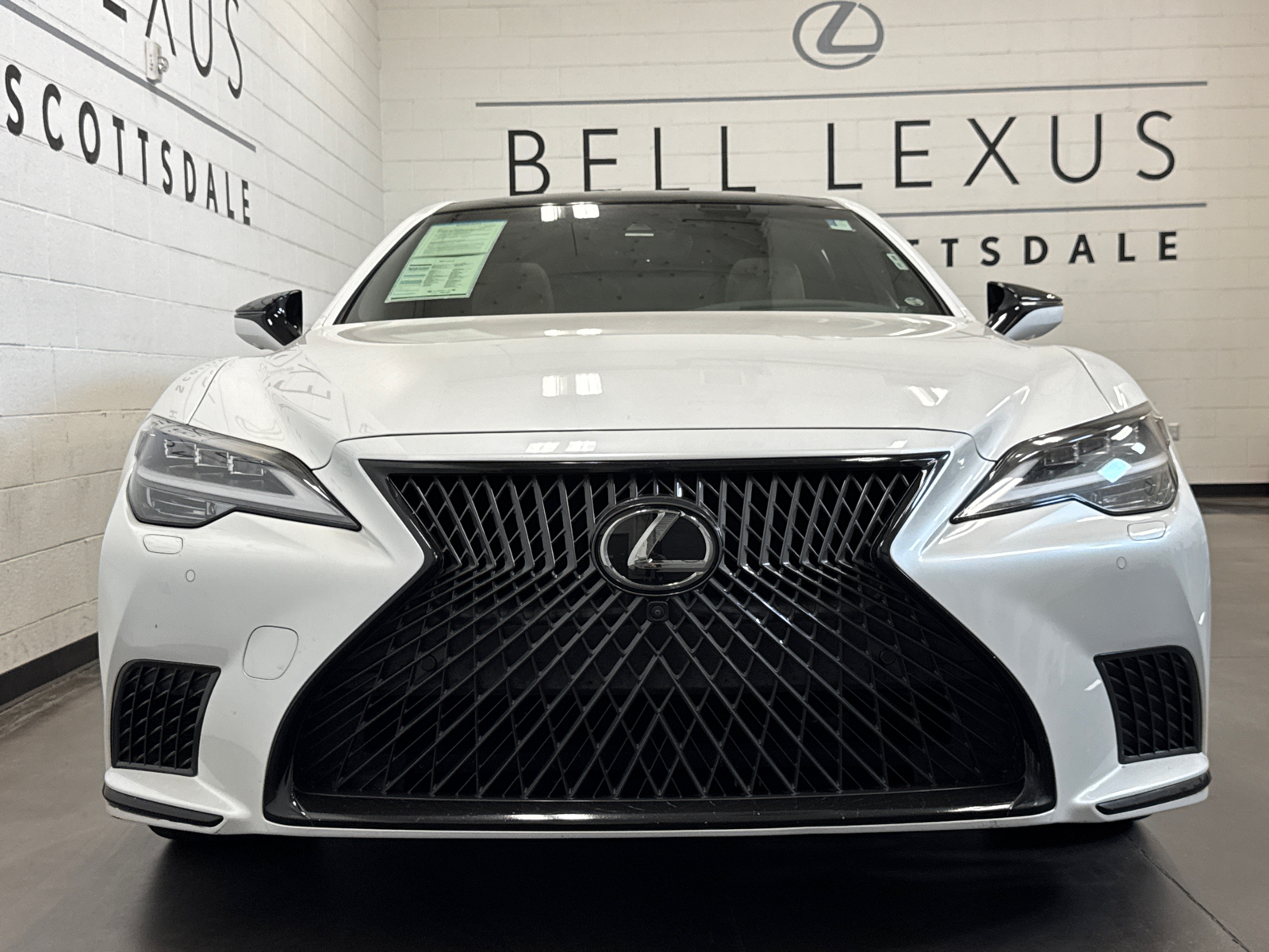 2021 Lexus LS  2