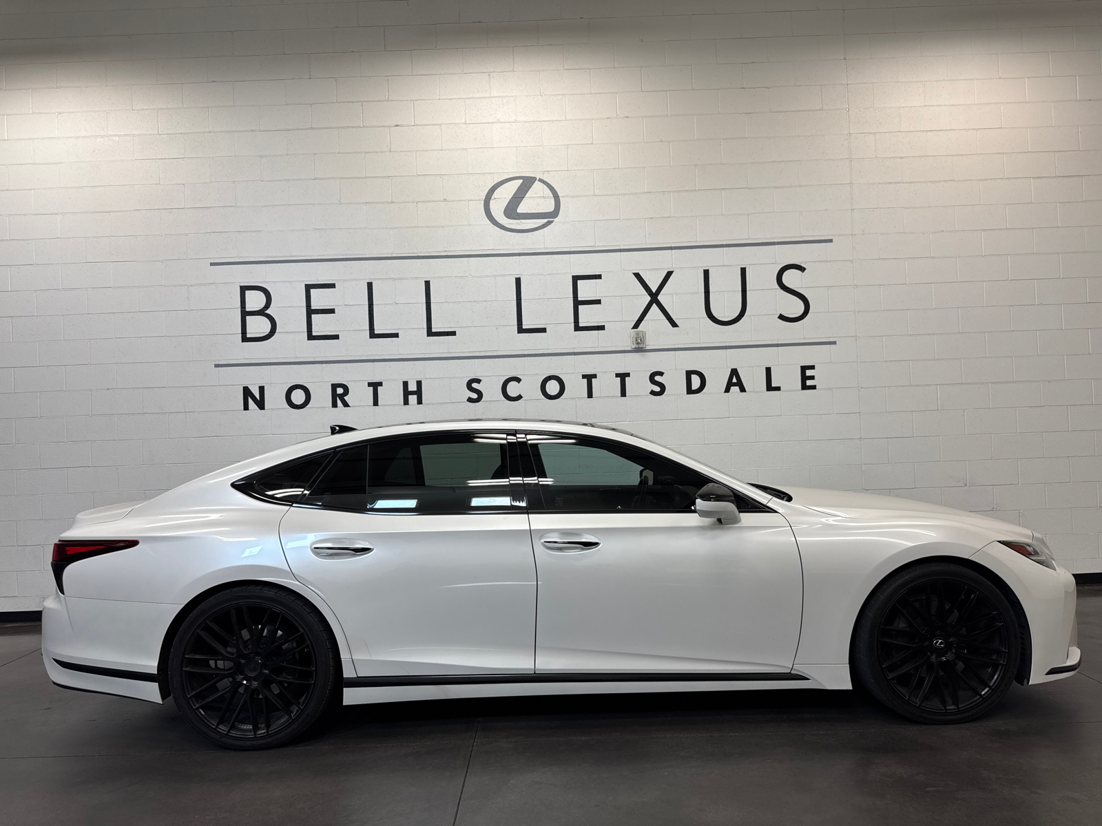 2021 Lexus LS  4