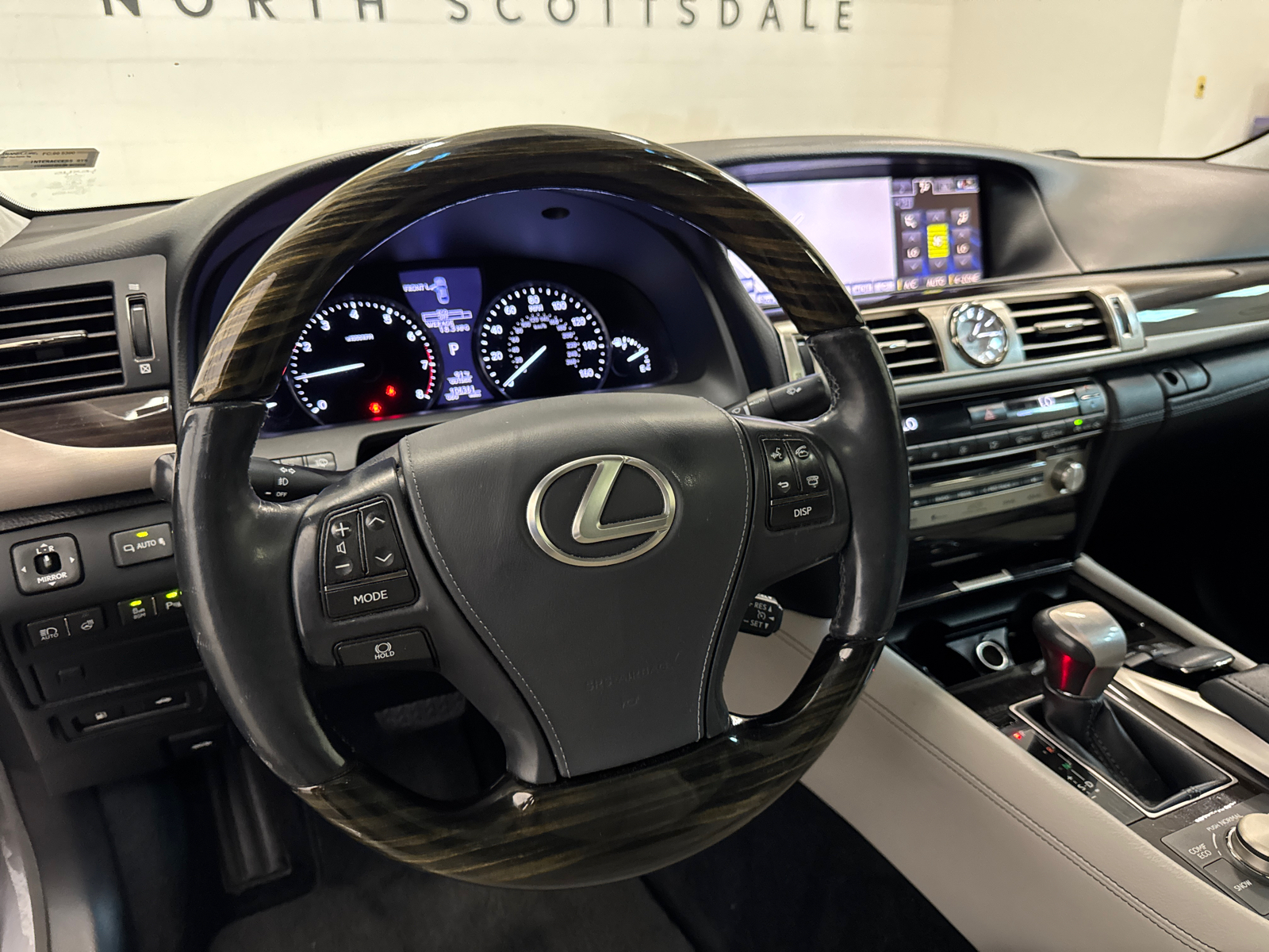 2013 Lexus LS 460 ULTRA LUXURY! 20