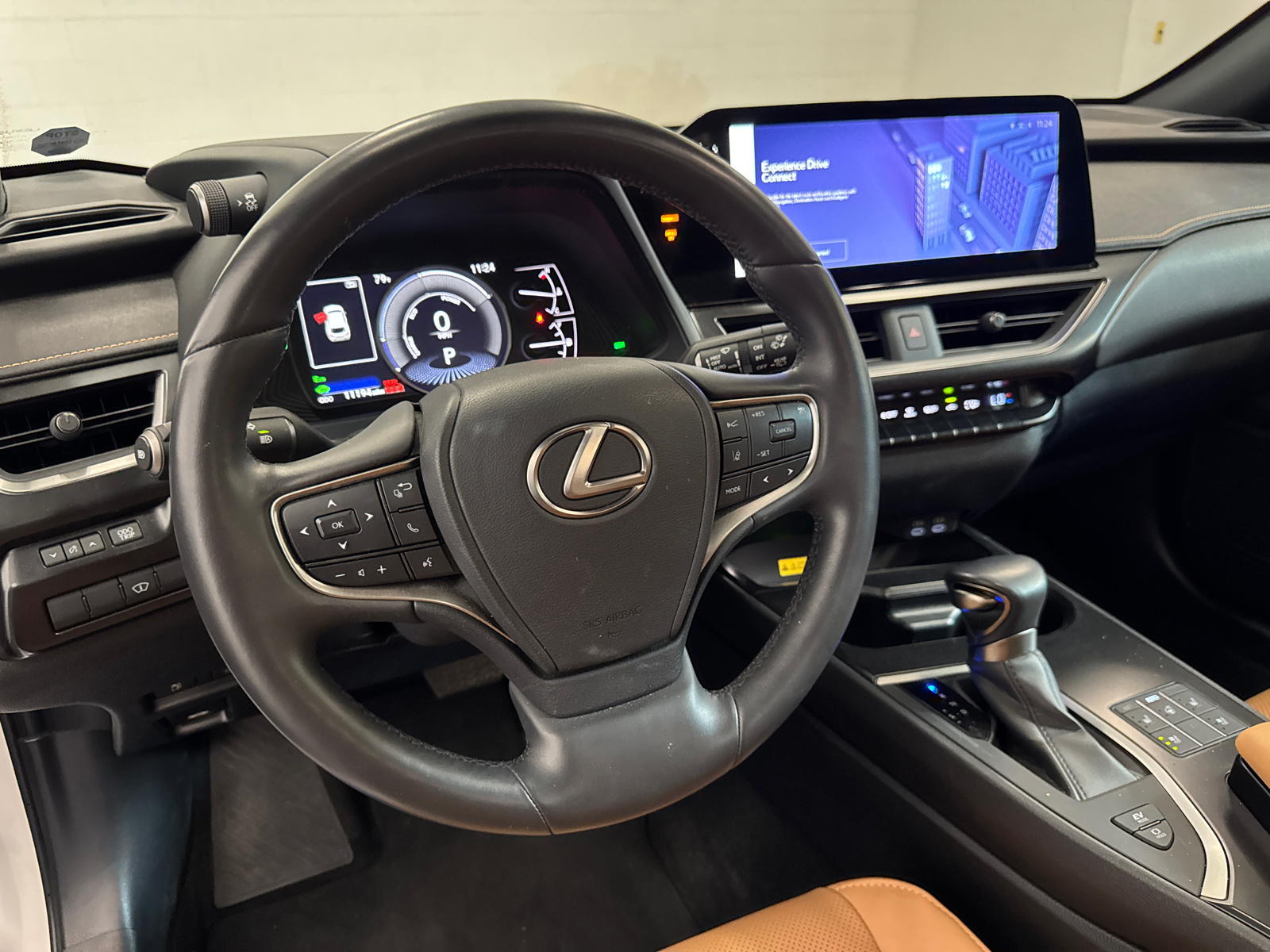 2024 Lexus UX 250h Premium 16