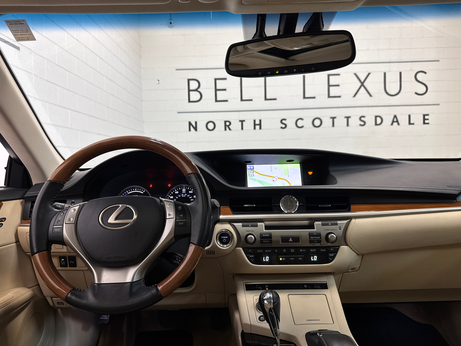 2014 Lexus ES 300h 5