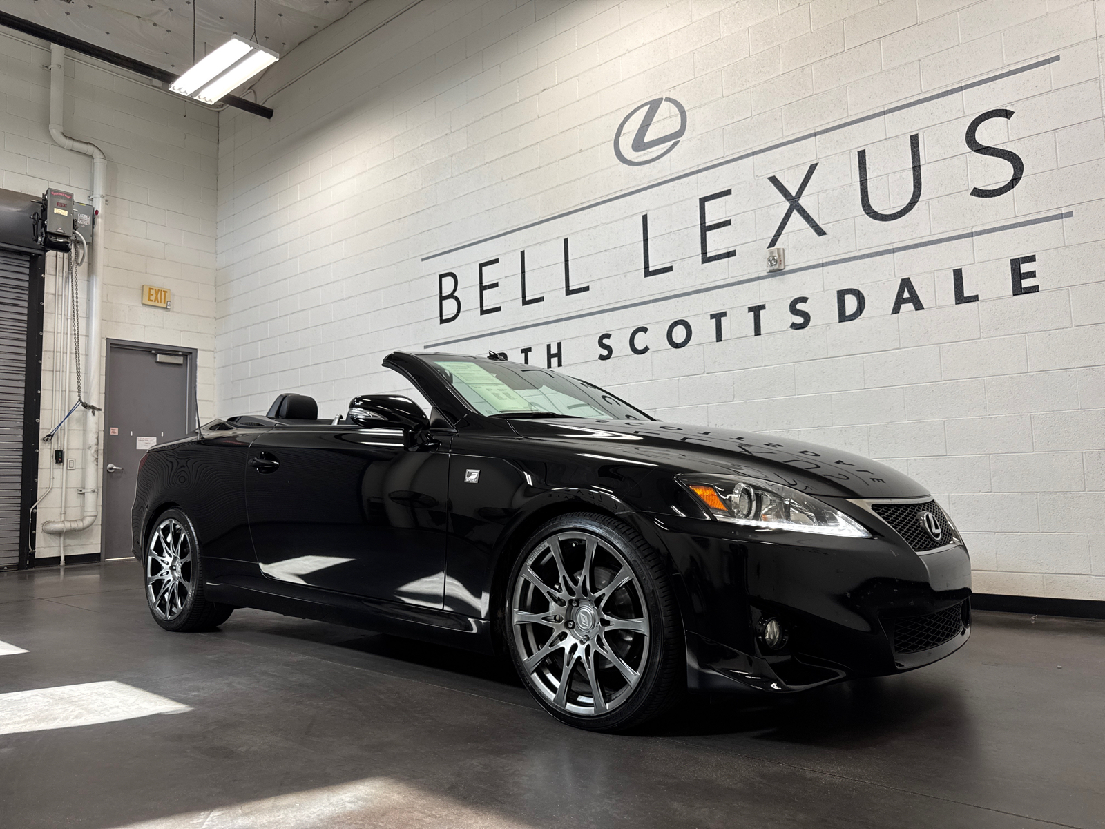 2015 Lexus IS 250 C 1