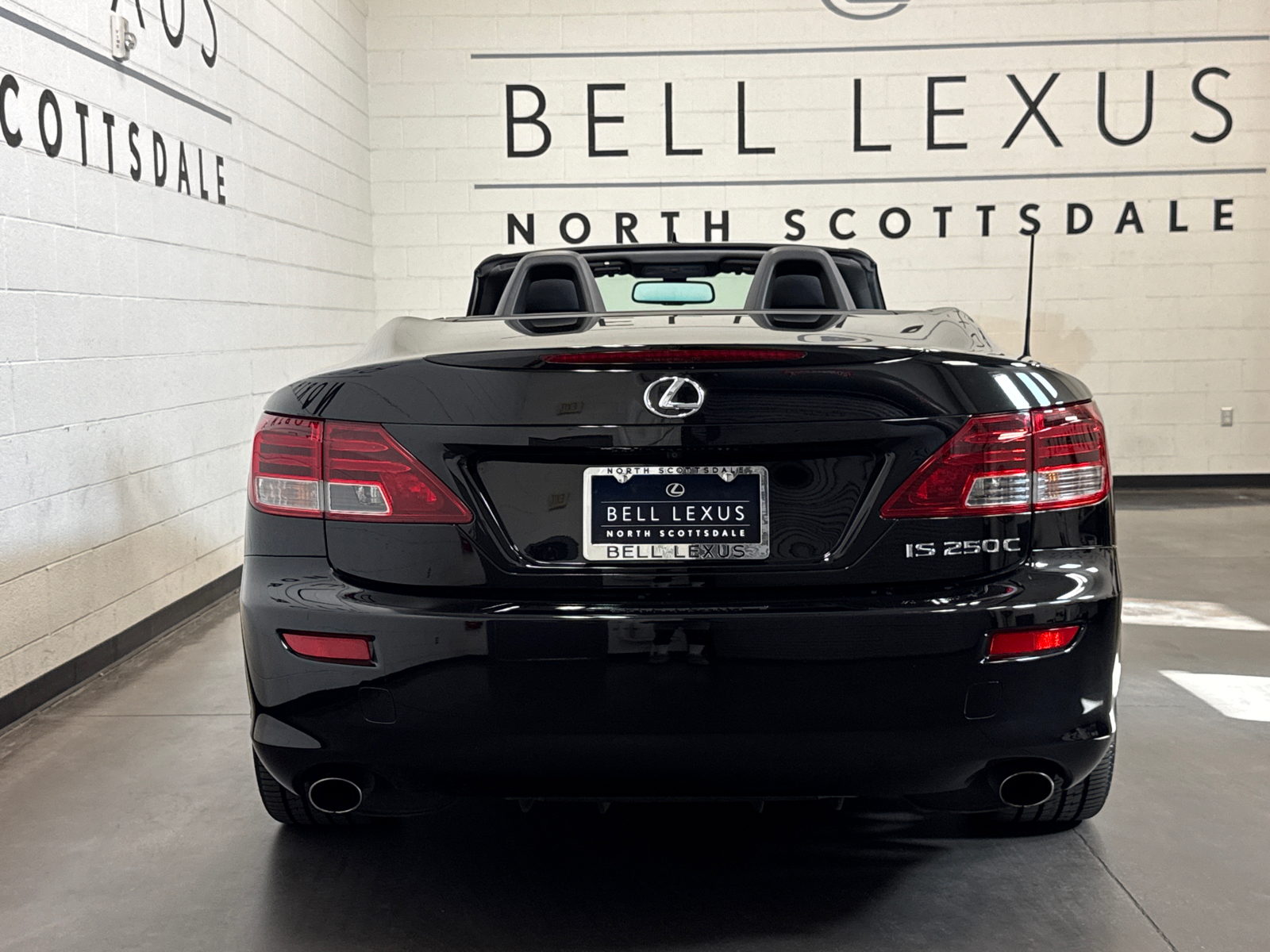 2015 Lexus IS 250 C 22