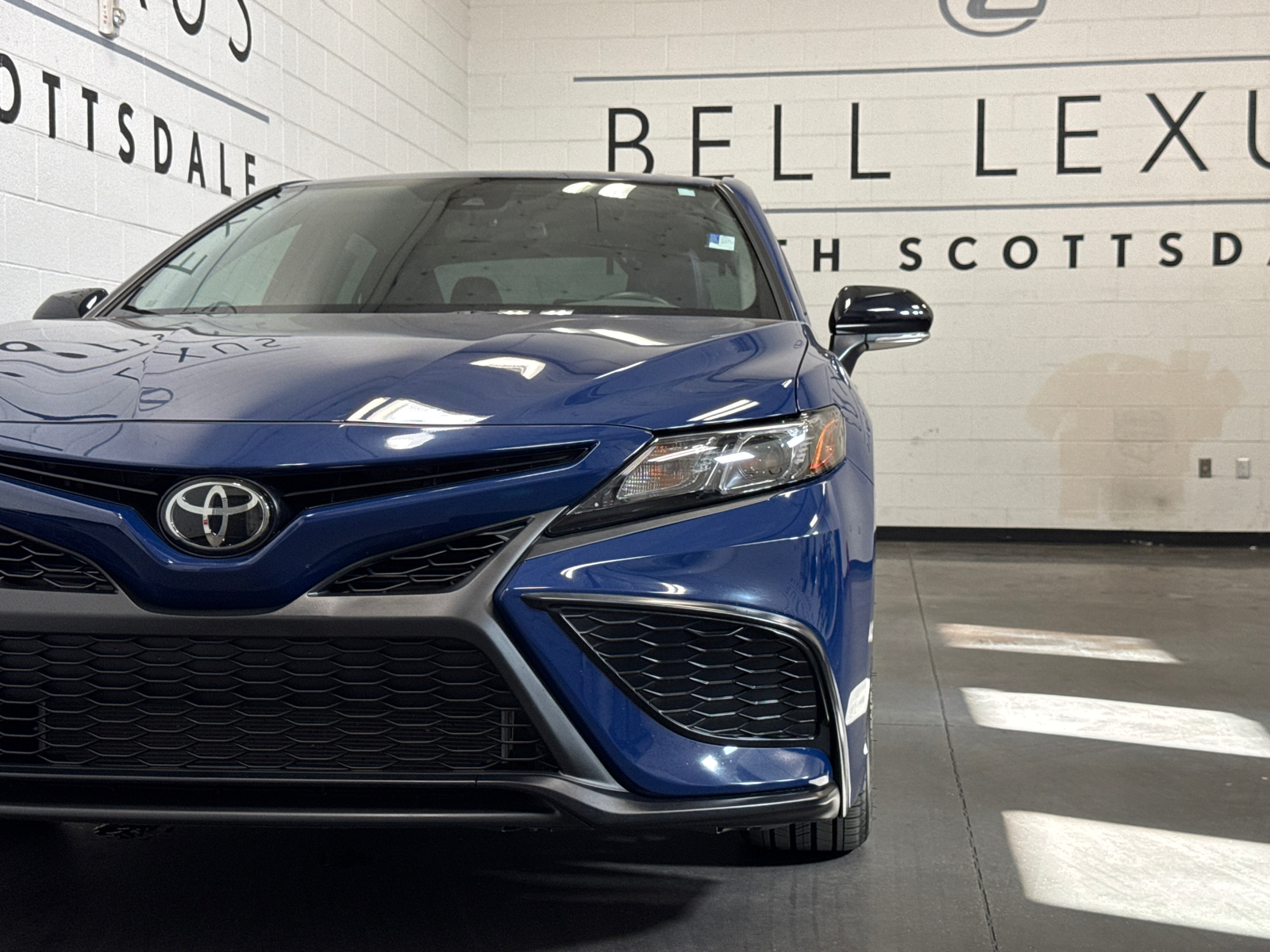 2023 Toyota Camry SE Nightshade 3