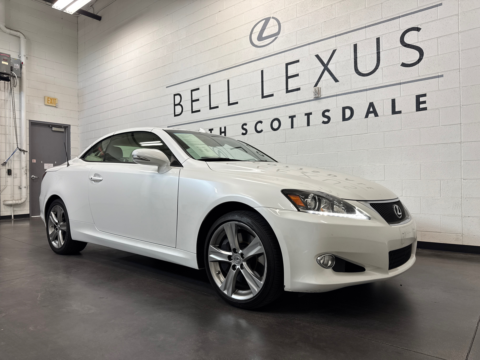 2012 Lexus IS 350 C 1