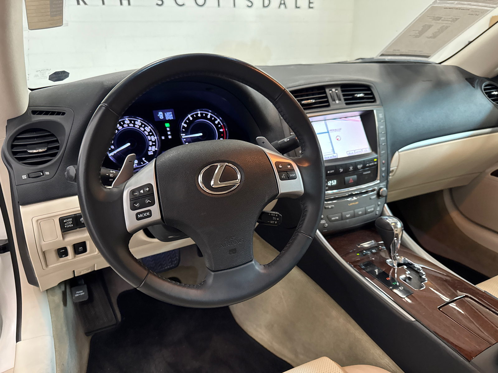 2012 Lexus IS 350 C 18