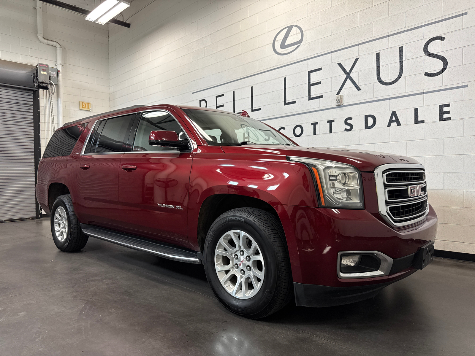 2020 GMC Yukon XL SLT 1