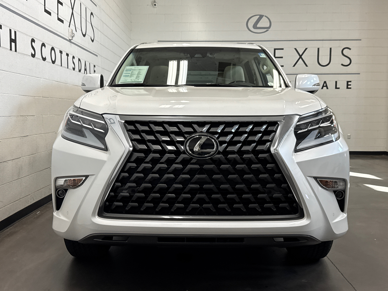 2023 Lexus GX 460 2