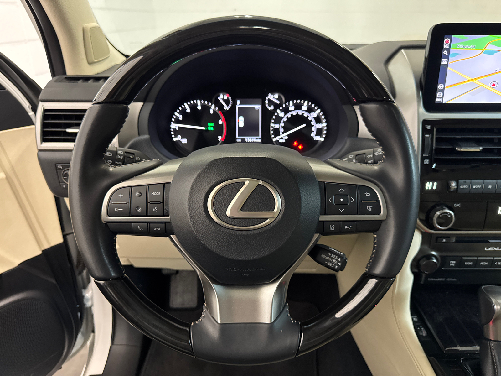 2023 Lexus GX 460 9