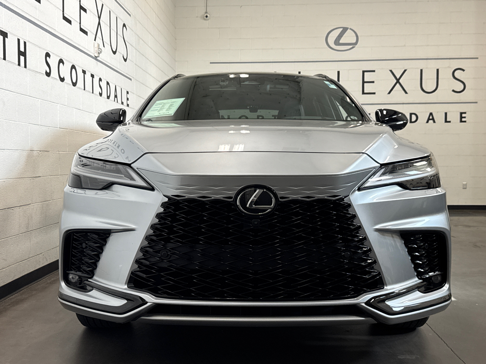 2023 Lexus RX 500h F SPORT Performance 2