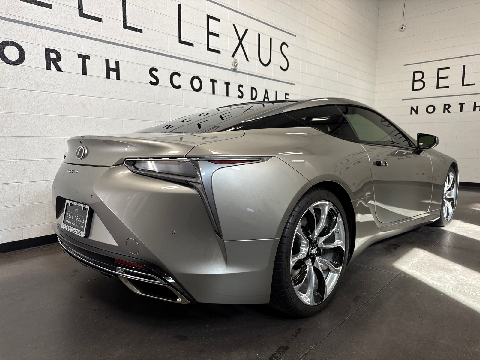 2018 Lexus LC 500 23