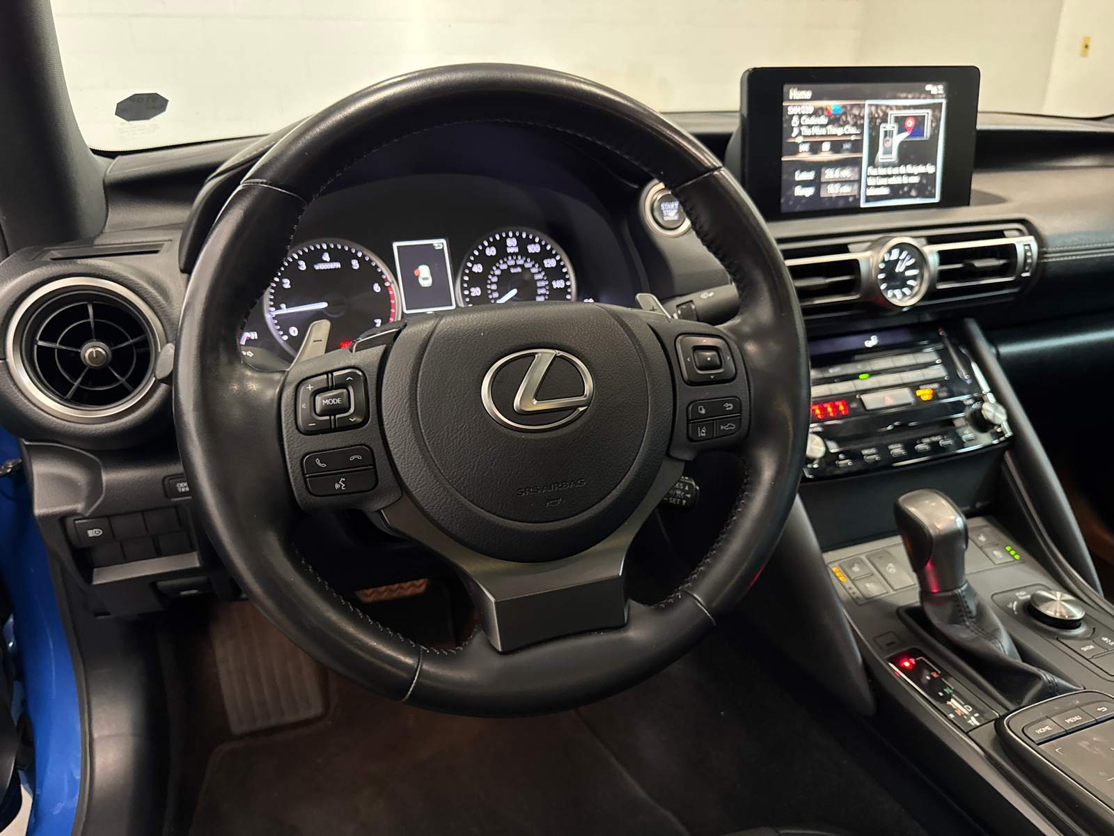 2021 Lexus IS 300 16