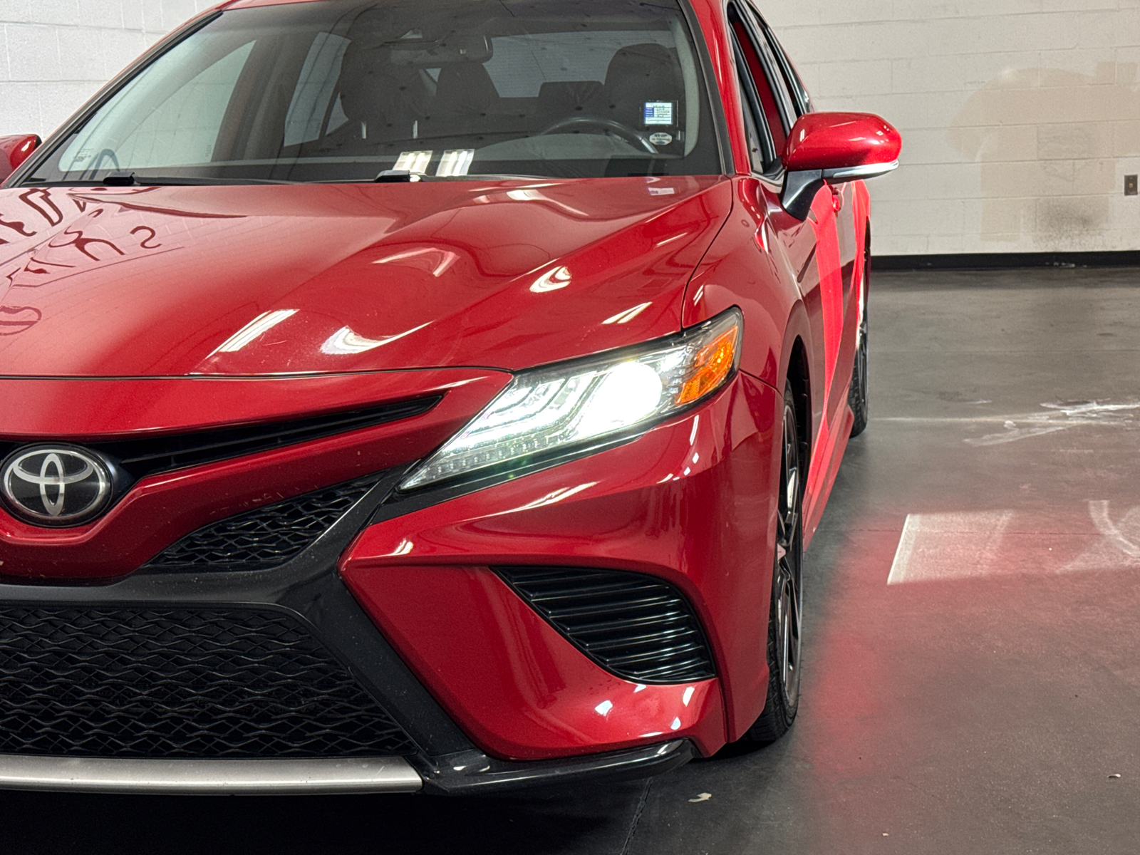 2019 Toyota Camry XSE 4