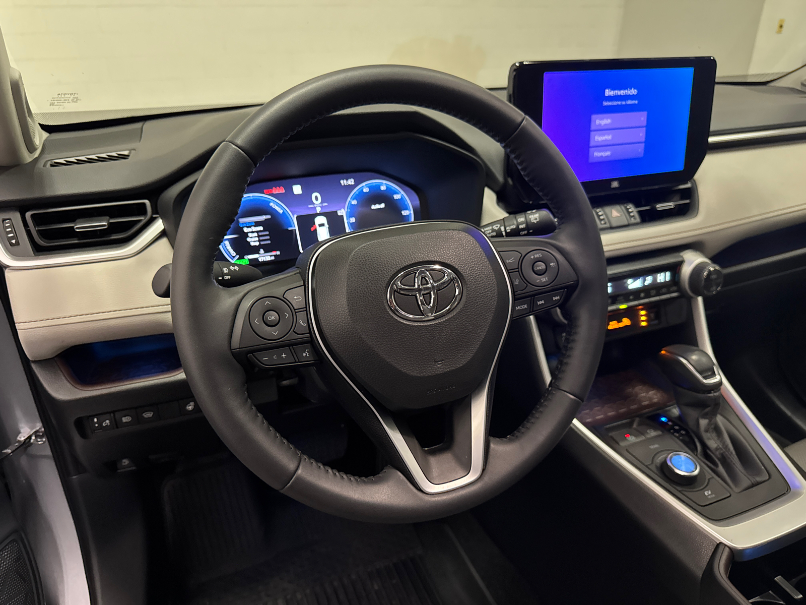 2023 Toyota RAV4 Hybrid Limited 21