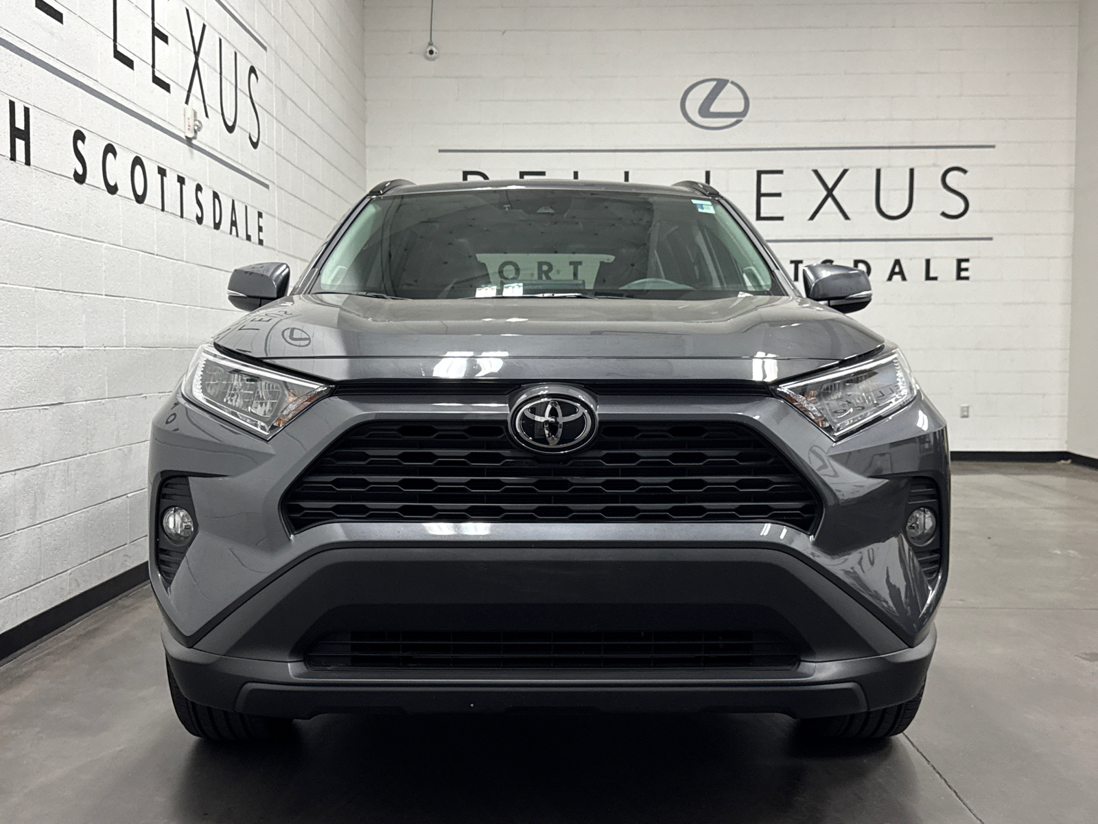 2021 Toyota RAV4 XLE Premium 2