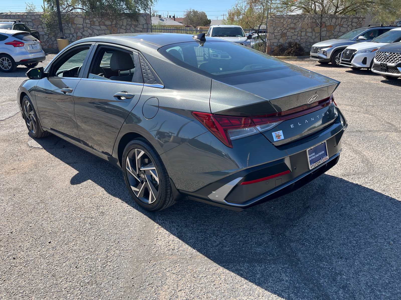 2024 Hyundai Elantra Hybrid Limited 6