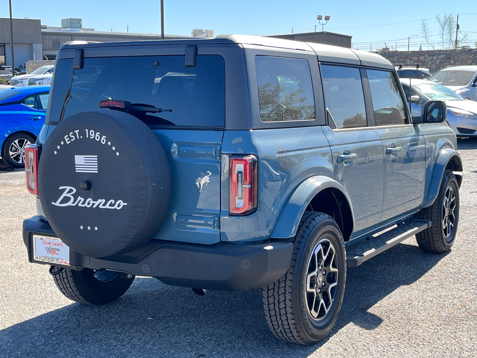 2023 Ford Bronco Outer Banks 8