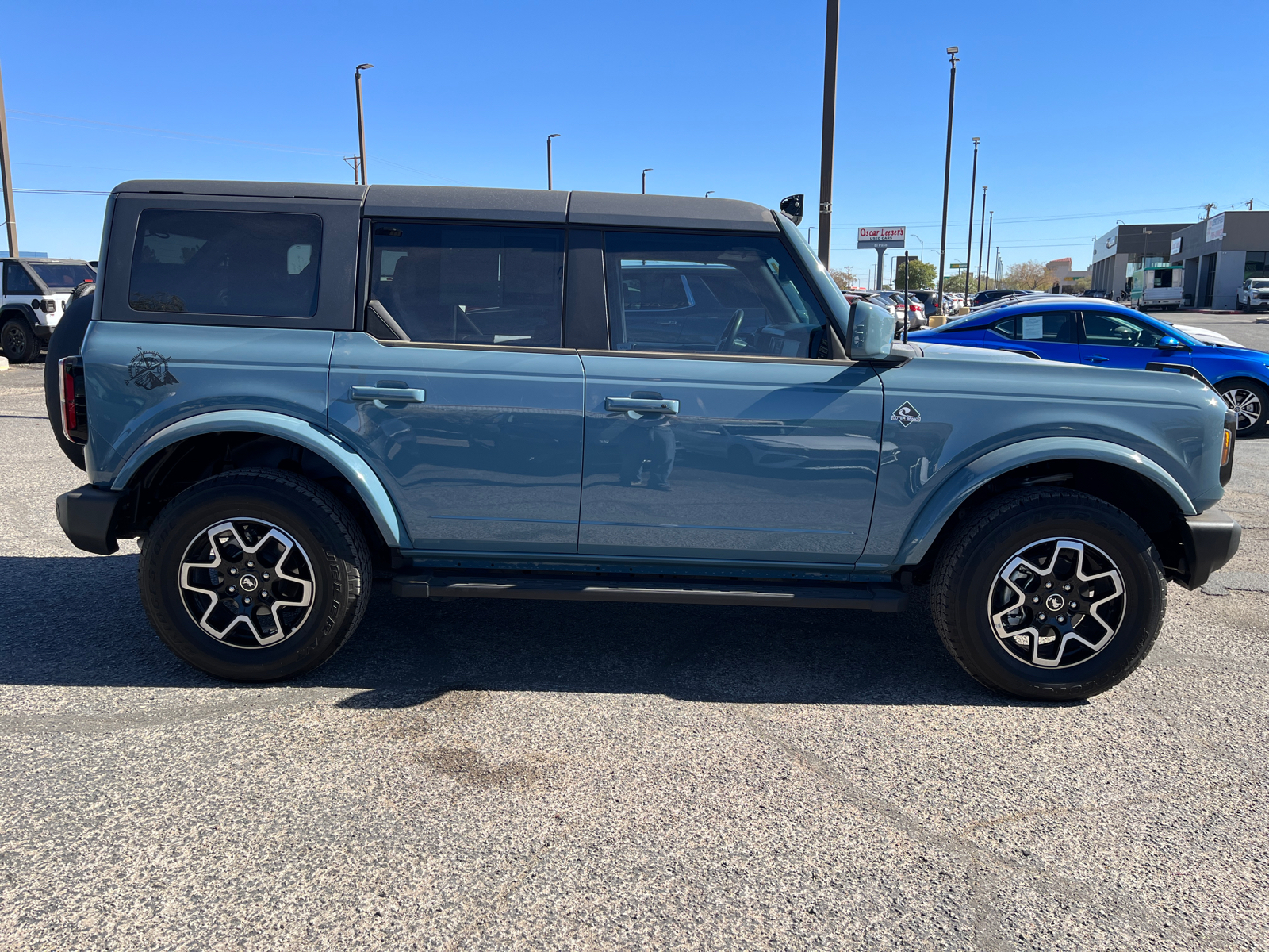 2023 Ford Bronco Outer Banks 9